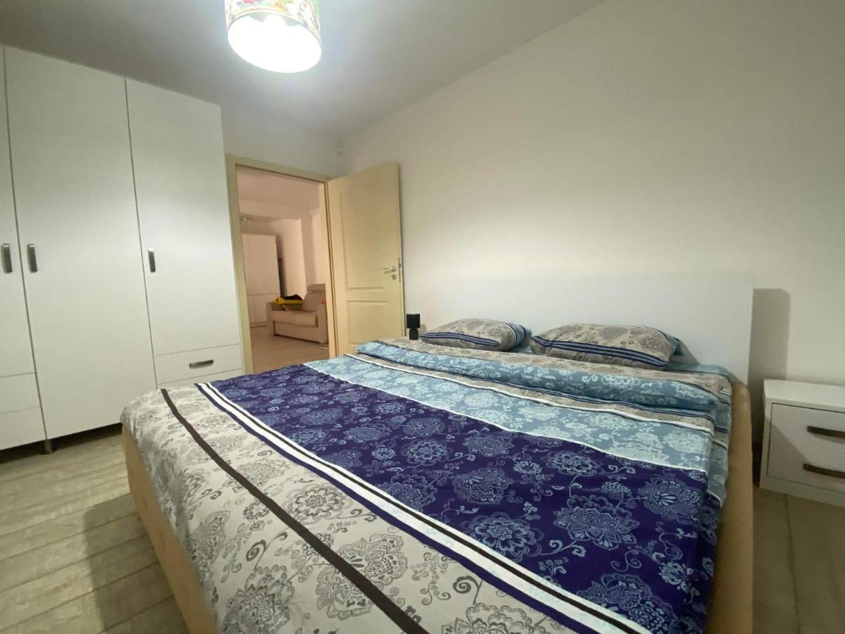 The Best Apartament Central Hunedoara Esterno foto